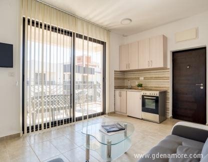Apartmani Dvije Palme, Apartman br 4, privatni smeštaj u mestu Dobre Vode, Crna Gora - 1654201477557